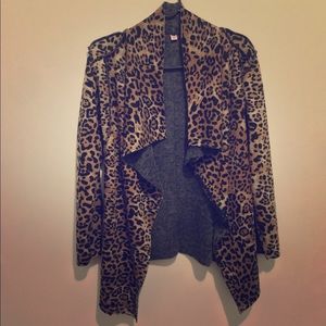 Leopard print cardigan, Size M